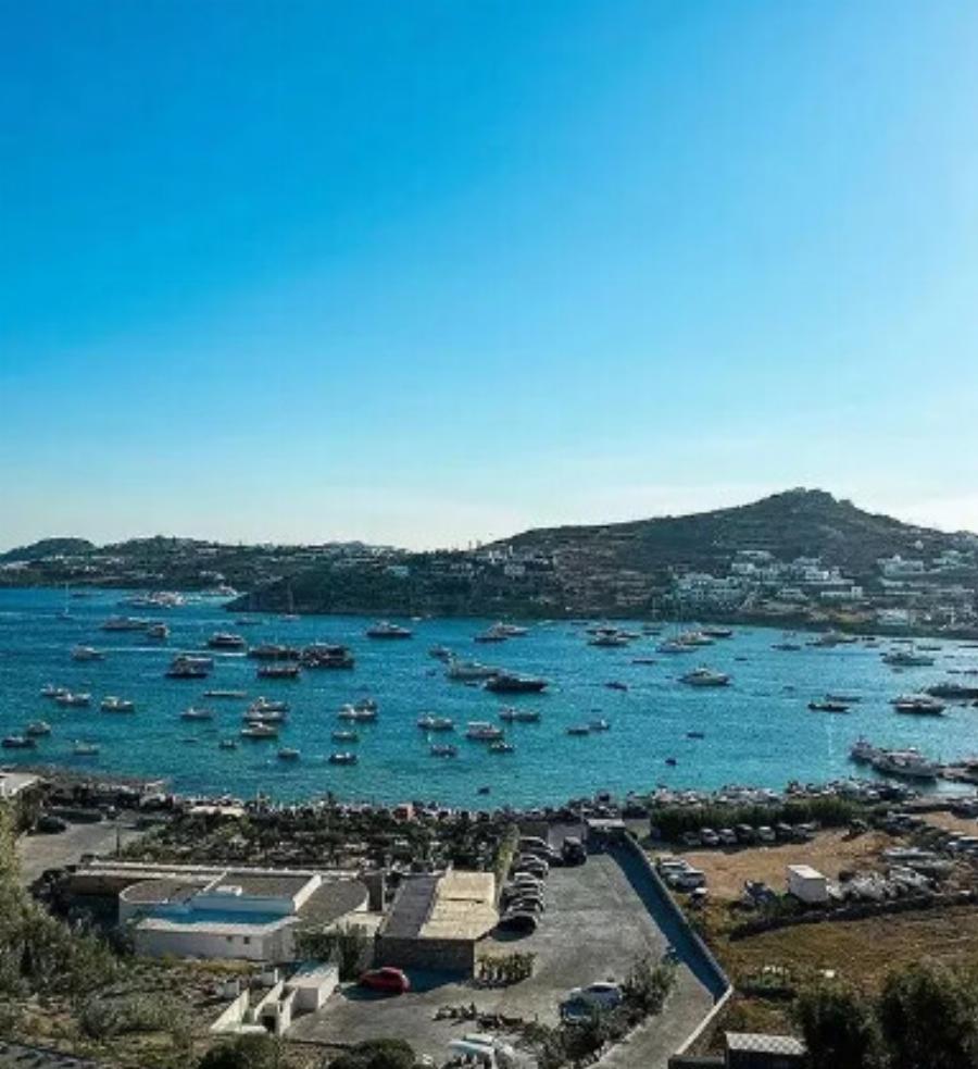 «Το όνειρο όλων των αντρών»: Η Κατερίνα Καινούργιου με μπικίνι, στα 37 της, είναι μια αγαλματένια οπτασία