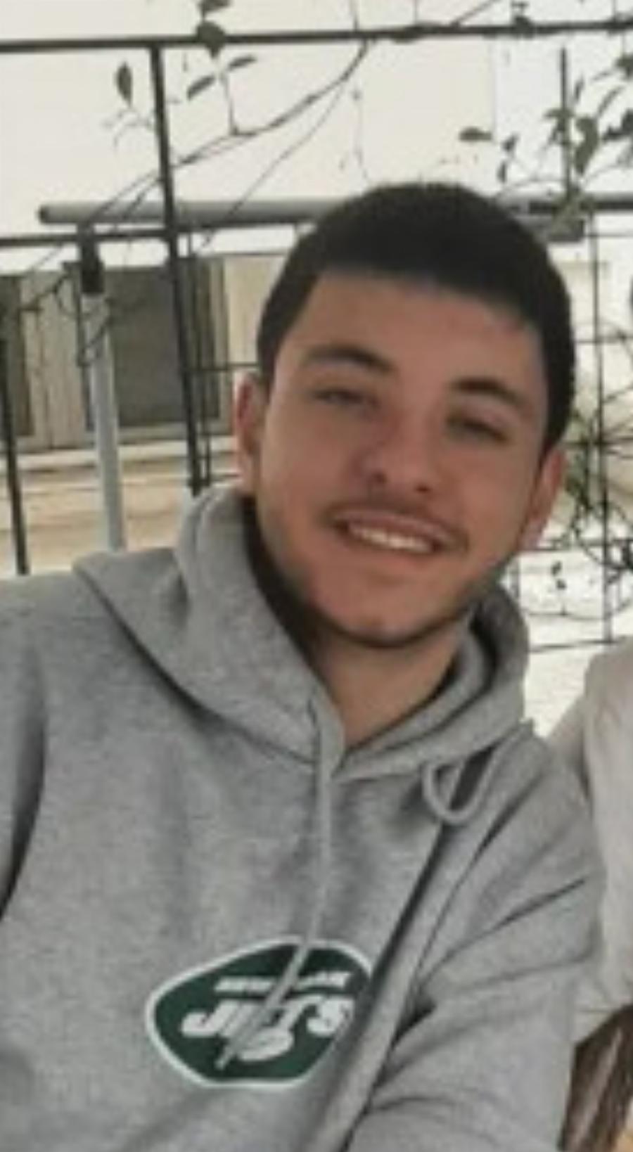 Πανελλαδικές 2024: Χρήστος Φυσικόπουλος – Με όνομα και χάρη αφού κατάφερε σχεδόν 100στάρι στη Φυσική