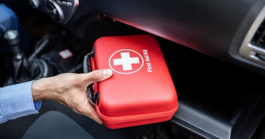 Φαρμακείο αυτοκινήτου: Μέχρι πότε πρέπει να το έχετε – Τι θα περιλαμβάνει