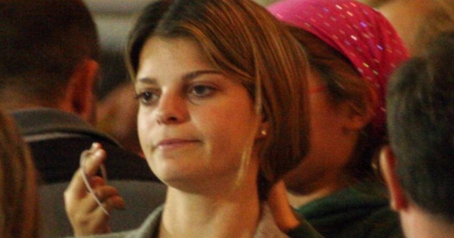 Η ντροπή της Αθηνάς Ωνάση: Ο πραγματικός λόγος που δεν θέλει καθόλου τους Έλληνες