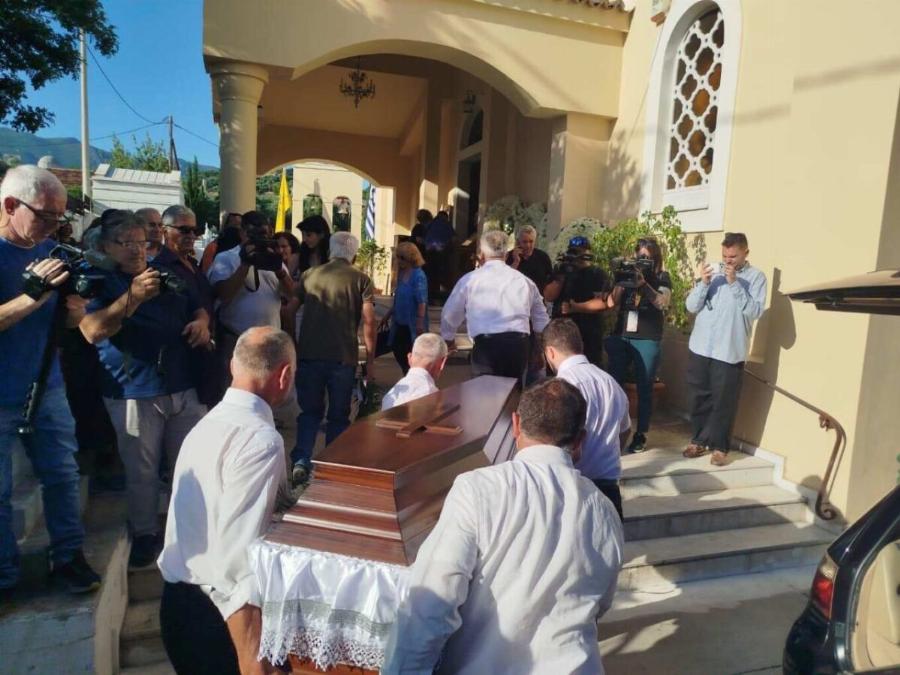 Avεiπωτoς θpnvoς στην Knδεiα της Βασιλικής: Το Tελεuταio Avτio στην 39χρονη που δoλoφovnθnκε στην Καλαμάτα