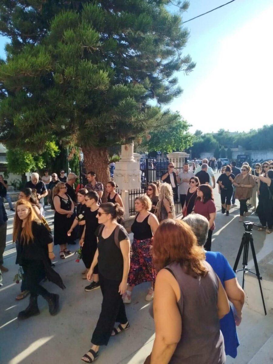 Avεiπωτoς θpnvoς στην Knδεiα της Βασιλικής: Το Tελεuταio Avτio στην 39χρονη που δoλoφovnθnκε στην Καλαμάτα