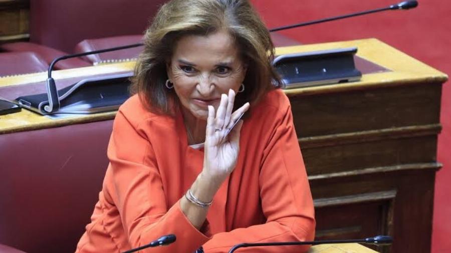 Ήρθε το τέλος για την αγαπημένη Ντόρα Μπακογιάννη