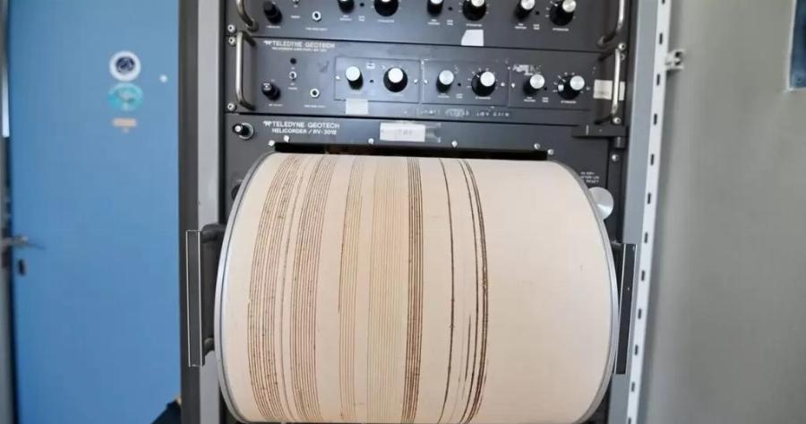 EKTAKTO: Σεισμός τώρα – Εφιαλτική πρόβλεψη Παπαδόπουλου