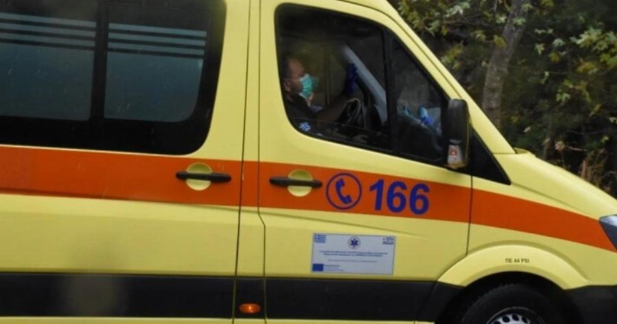 Οικογενειακή τραγωδία πριν λίγο: Πατέρας πήγε να σώσει τη γυναίκα του από τα χέρια του γιού τους και έπεσε νεκρός