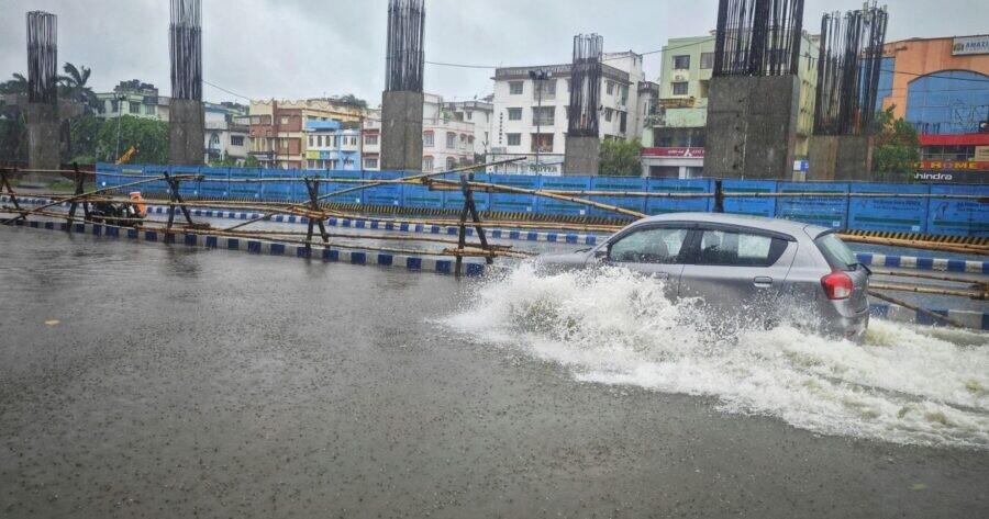 Σας έβρεξε αυτοκίνητο που περνούσε από δίπλα σας: Τόσα χpήματα πρέπει να πληpώσει ο οδηγός του – Δεν τα λες και λίγα