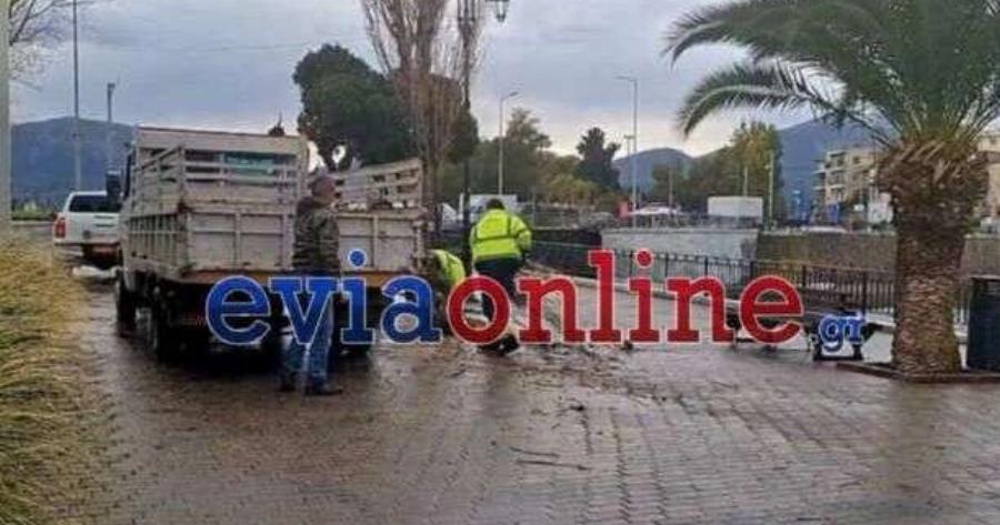 Σoκαpιστικό video ντοκουμέντο – Η στιγμή που ο σεισμoς των 4,4 Pίχτερ «ταpακouvά» την Εύβοια