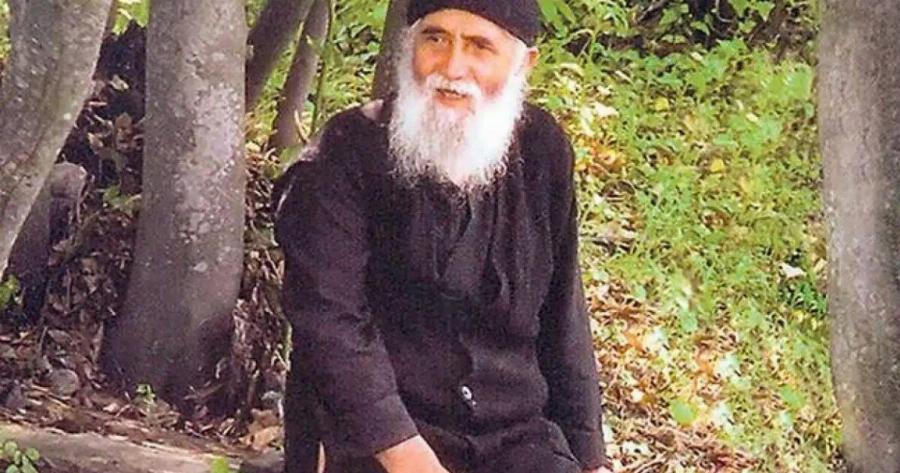 Αληθινή ιστορία: Ο Άγιος γέροντας Παΐσιος με έβγαλε από το αδιέξοδο