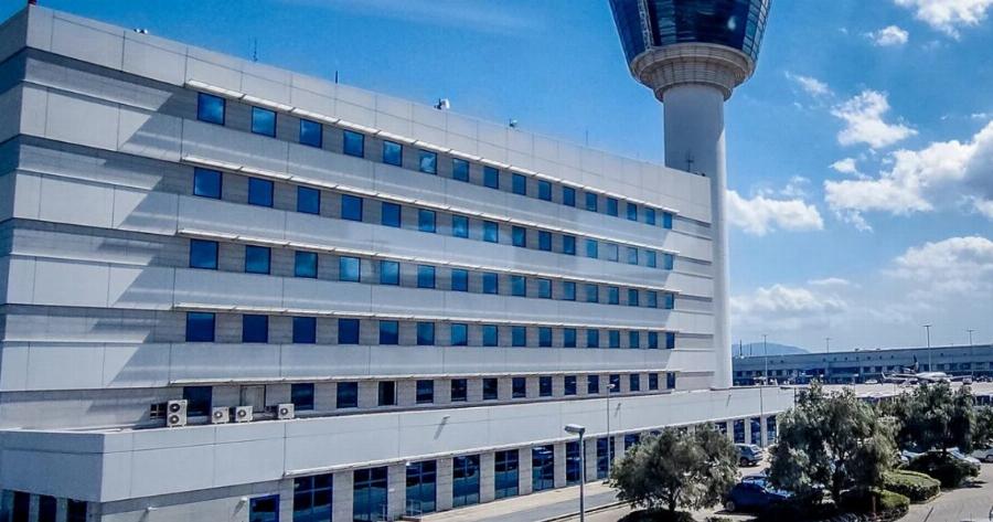 ΕΚΤΑΚΤΟ: Αναγκαστική προσγείωση αεροπλάνου που εκτελούσε την πτήση Αθήνα-Πάρος