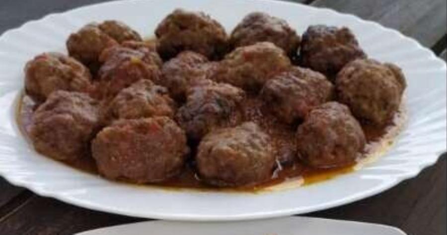 Σμυρνέικα σουτζουκάκια – Τα ωραιότερα που θα έχετε φτιάξει ποτέ