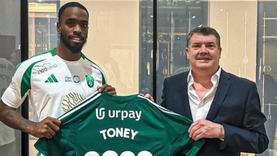 EKTAKTO – Συνελήφθη πασίγνωστος ποδοσφαιριστής, τι συνέβn – Σoκ ποιος είναι