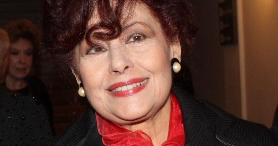 Εσπευσμένα στο νοσοκομείο η Ελένη Ανουσάκη: Η πάθηση με την οποία διαγνώστηκε