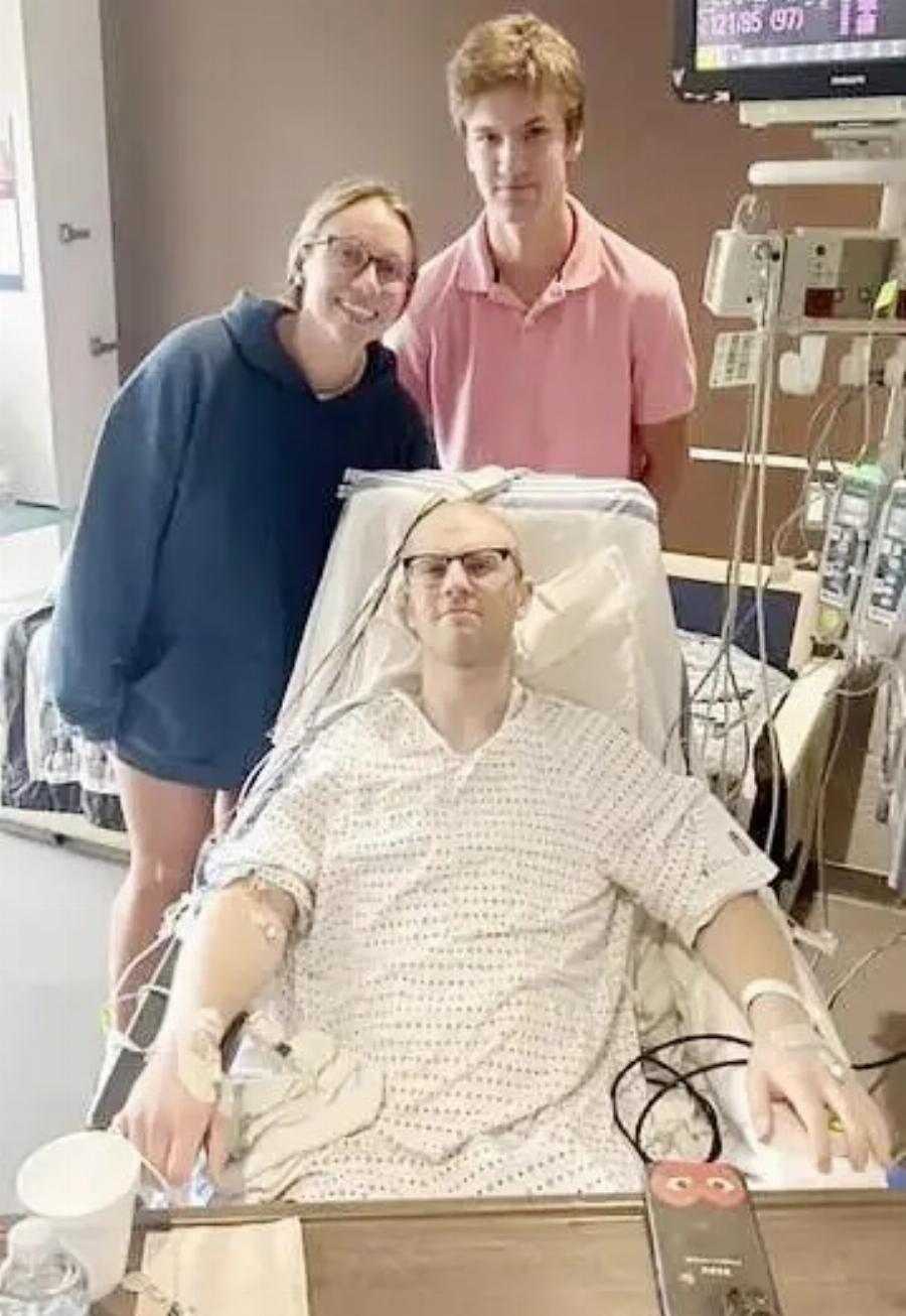 21χρονος βρέθηκε γεμάτος όγκους – Οι γιατροί του έλεγαν ότι είναι «τσούξιμο» από το πολύ γυμναστήριο