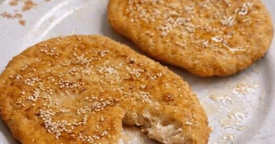 Αγνόπιτες με φέτα και μέλι – τραγανές απ’ έξω, αφράτες μέσα