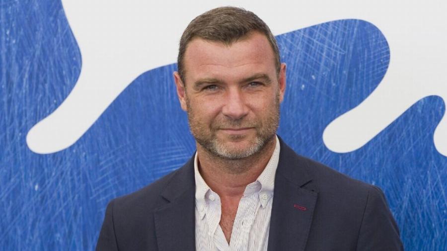 Μαθεύτηκε: Εσπευσμένα στο νοσοκομείο αγαπημένος ηθοποιός