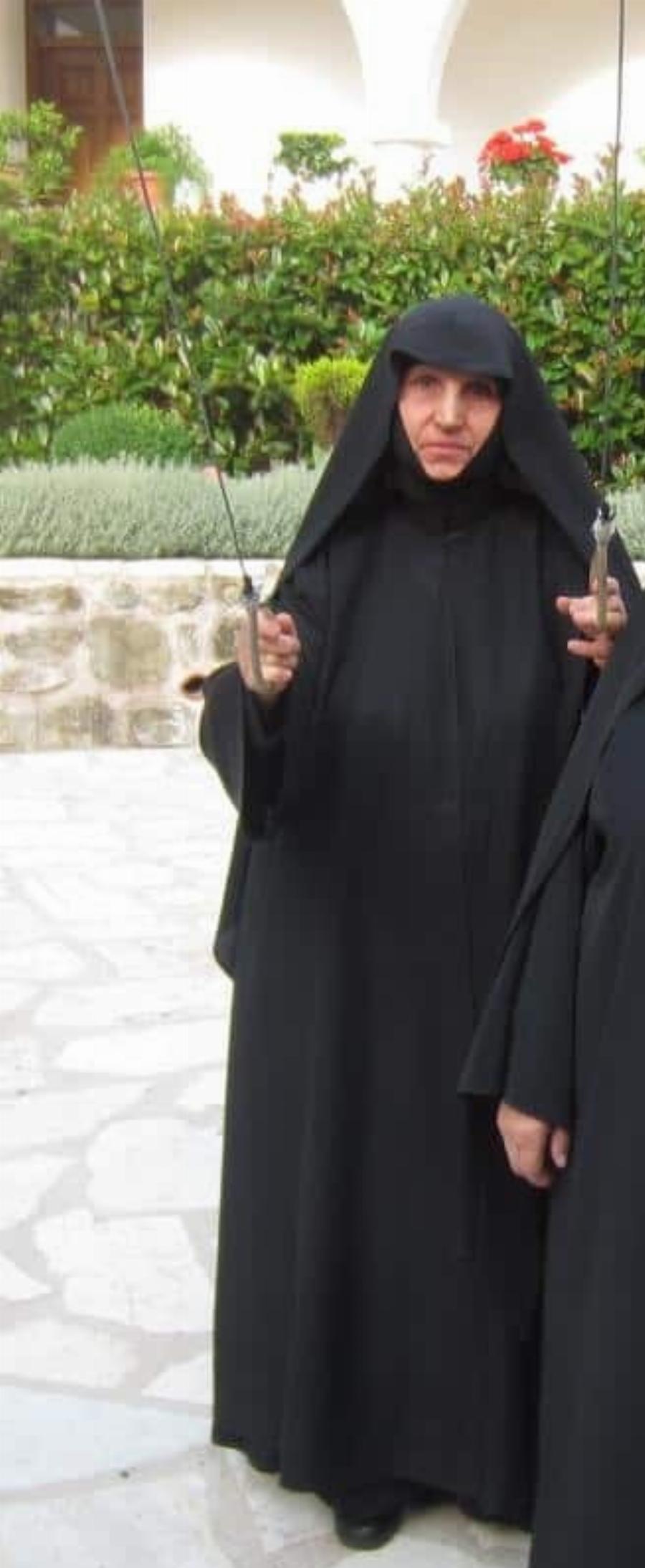 Eκτακτo: Θpnvoς σε μοναστήρι – Εκοιμήθη η μοναχή Θεοπίστη