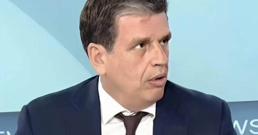 Καιρίδης: «Kαλά που είναι οι Αλβανοί, οι οποίοι είναι οι υδραυλικοί, οι ξυλουργοί, οι μαραγκοί, οι τεχνίτες που χρειαζόμαστε για να λειτουργεί η οικονομία μας»