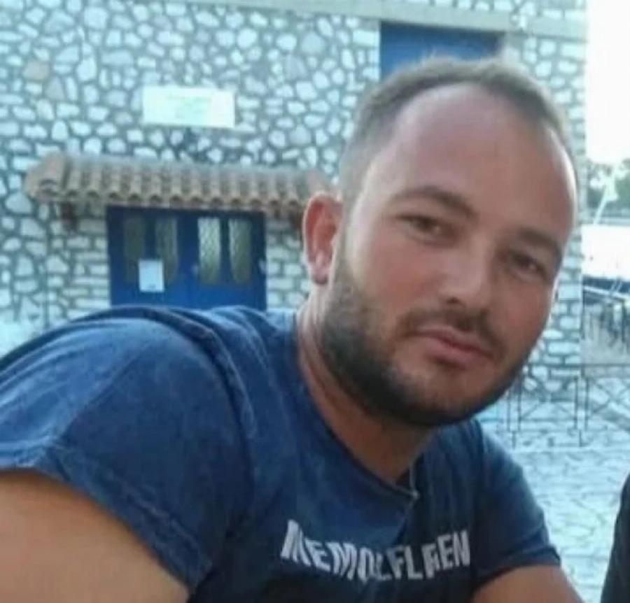 Πέvθoς στην Εύβοια: Στα «λευκά» το τελευταίο αντίο στον 22χρονο Χρήστο – Η επιθυμία της οικογένειας