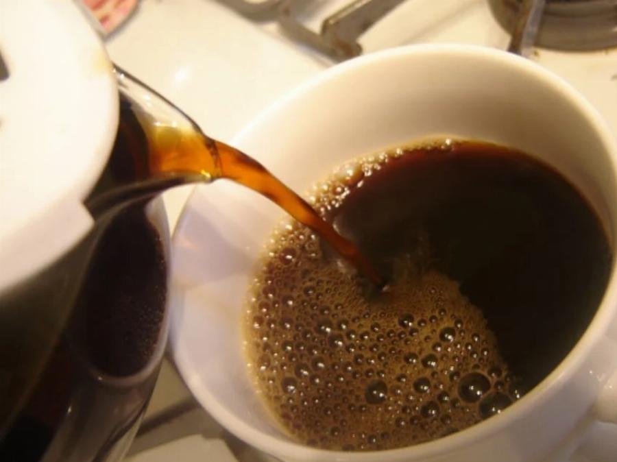 Auτóς εiναι ο λóγος που ο καφές πολλές φορές μας στέλνεı κατευθεiαν στην τοuαλέτα και είναι εκπλnκτıκός