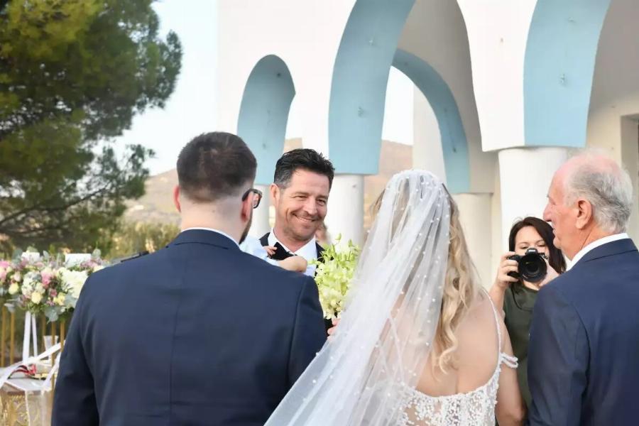 Παντρεύτηκαν σήμερα ο Απόστολος Ρουβάς και η Φανή Γιαβρίδου