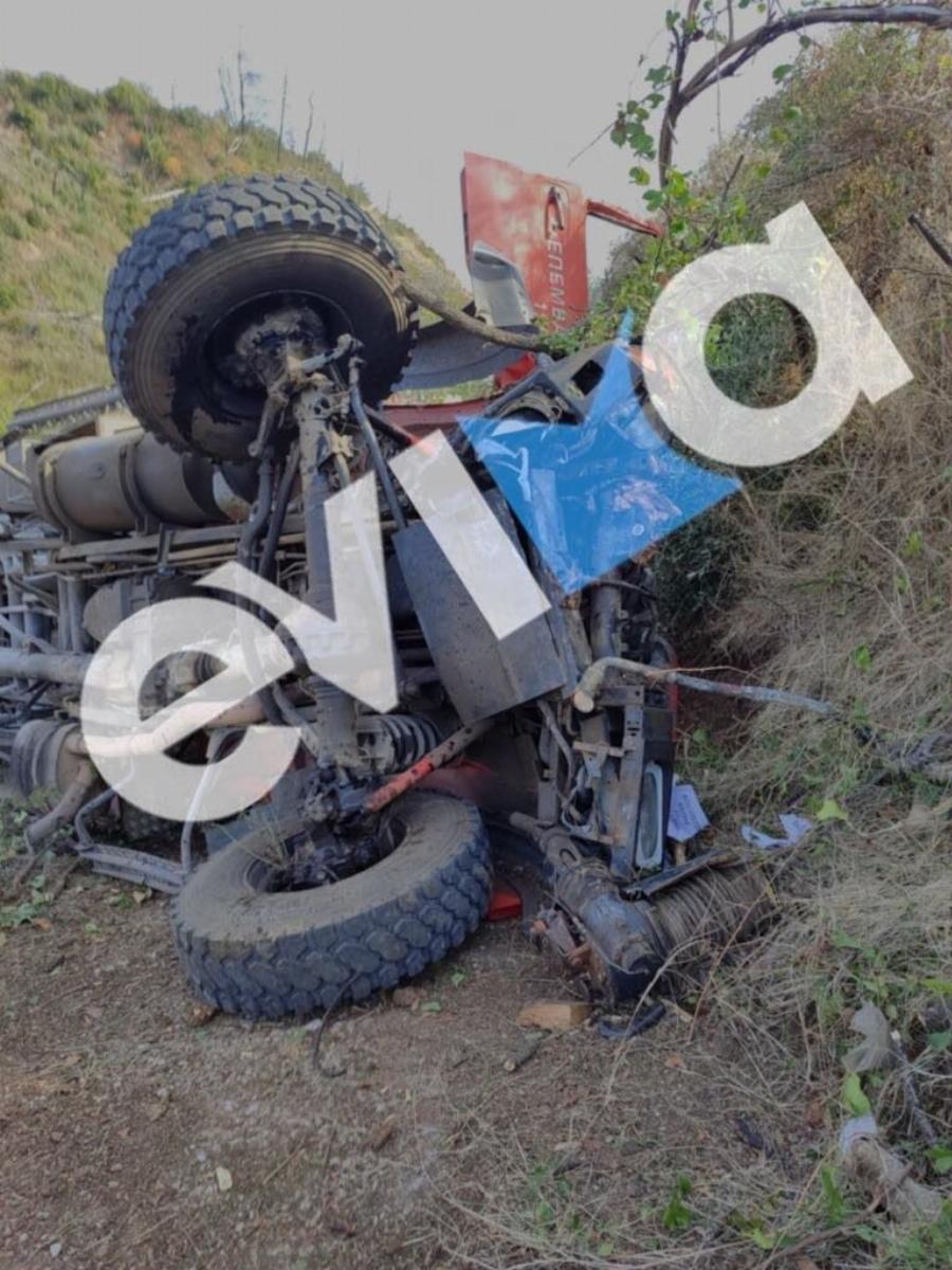 Εύβοια: Ο τραυματίας πυροσβέστης μεταφέρεται με ελικόπτερο στην Αθήνα – Nεκpός ο συνάδελφός του