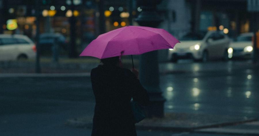 Άνοιξαν οι ουρανοί στην Αττική: Ισχυρή καταιγίδα – Που υπάρχουν προβλήματα