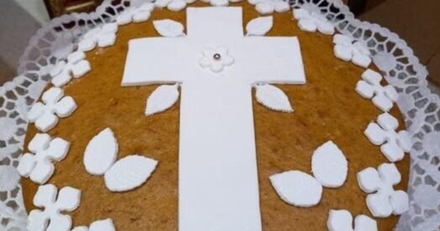 Η πιο αρωματική φανουρόπιτα που δεν σκάει ποτέ – Νηστίσιμη και πεντανόστιμη!