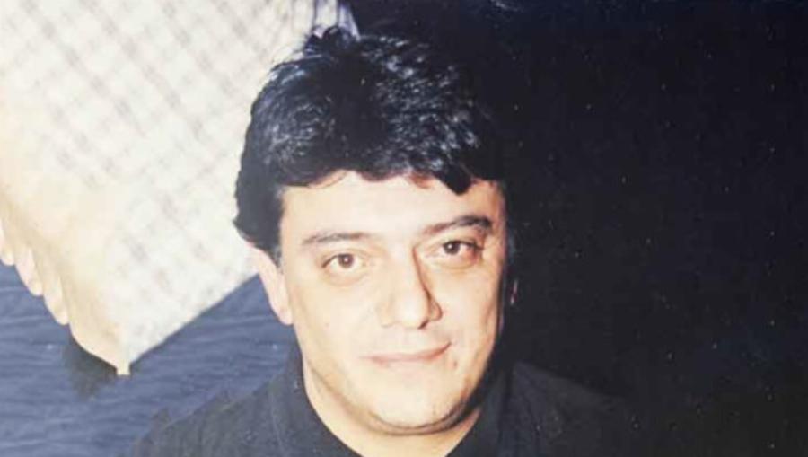 Πέθανε ο Βαγγέλης Σαρρής