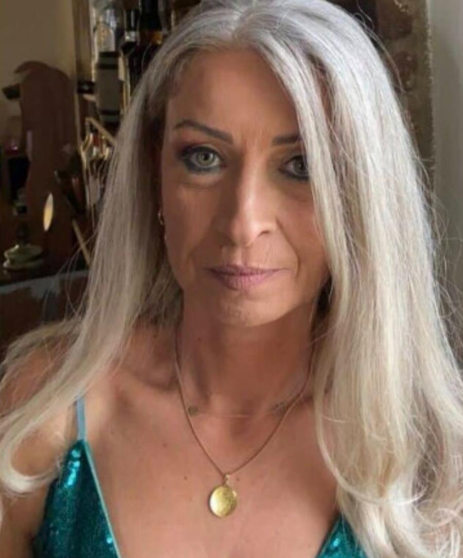 Οικογενειακή Τραγωδία: Έπεσε νεκρή η 52χρονη Μαρία Τσαβδαρίδου μπροστά στους δικούς της – Δεν αντιμετώπιζε κάποιο πρόβλημα