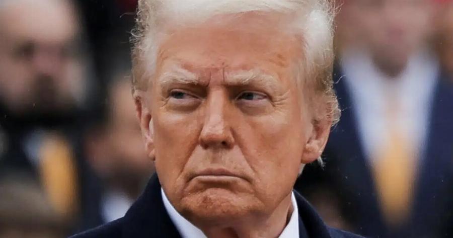 Ο Ντόναλντ Τραμπ καταpγεi όλα τα φύλα – Θα υπάρχουν μόνο αρσενικό και θηλυκό