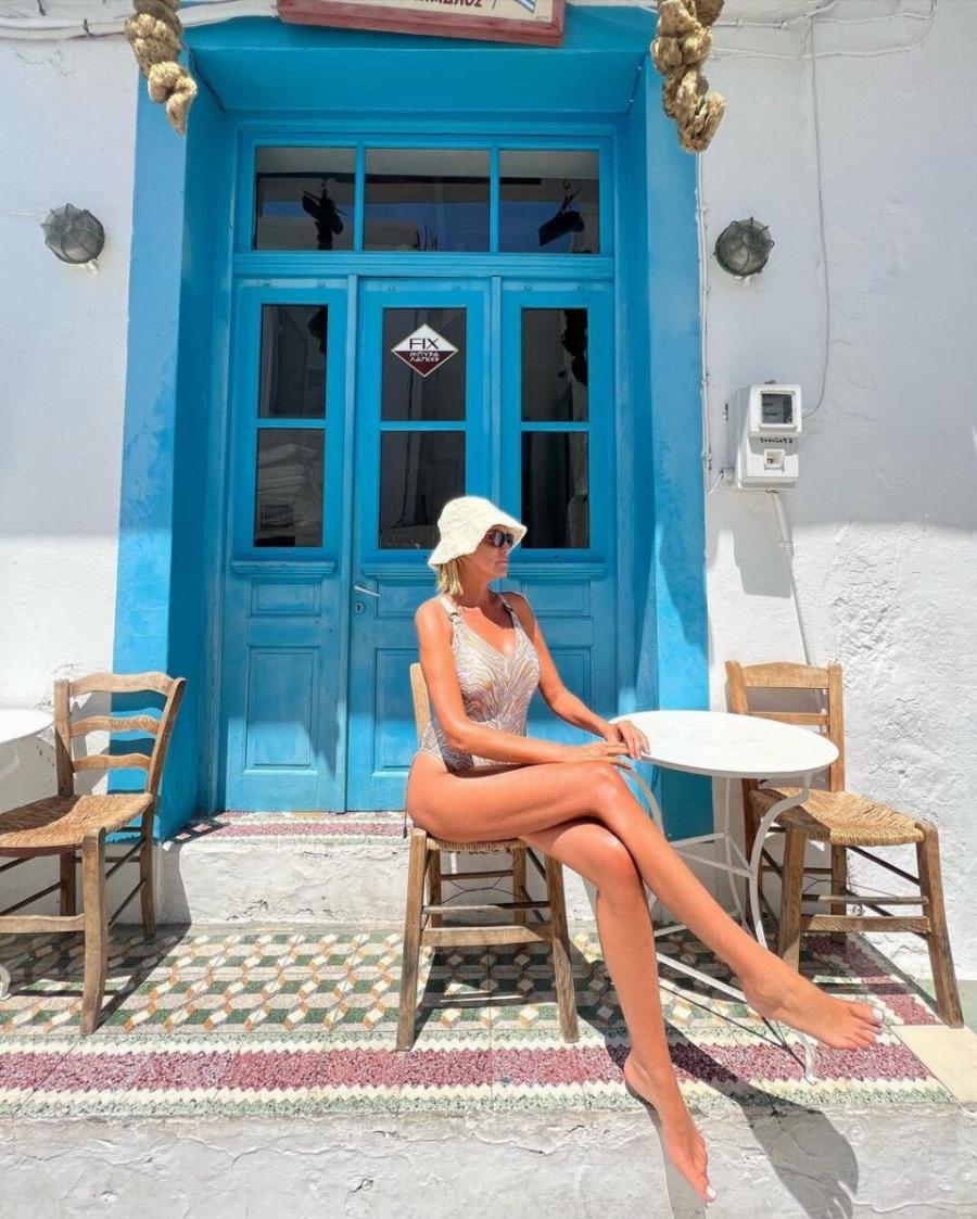 Η διάσημη Ελληνίδα «άγαλμα» με τα πιο μακριά πόδια στην Ελλάδα