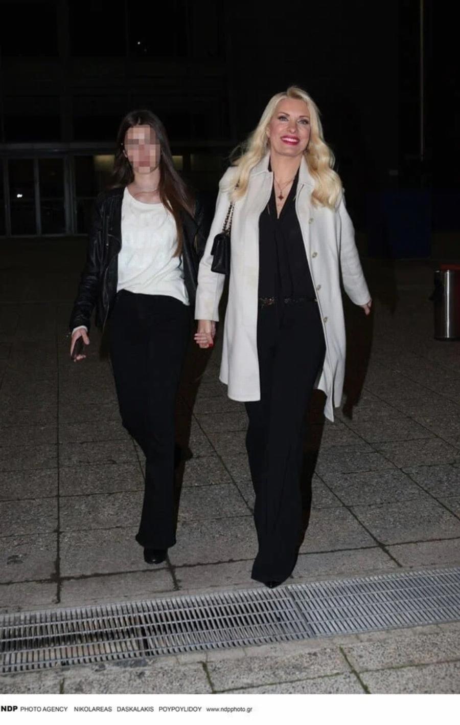 Ξεκινάει την δική της καριέρα η Λάουρα Λάτσιου: Η μεγάλη επαγγελματική πρόταση και η γνώμη της Μενεγάκη