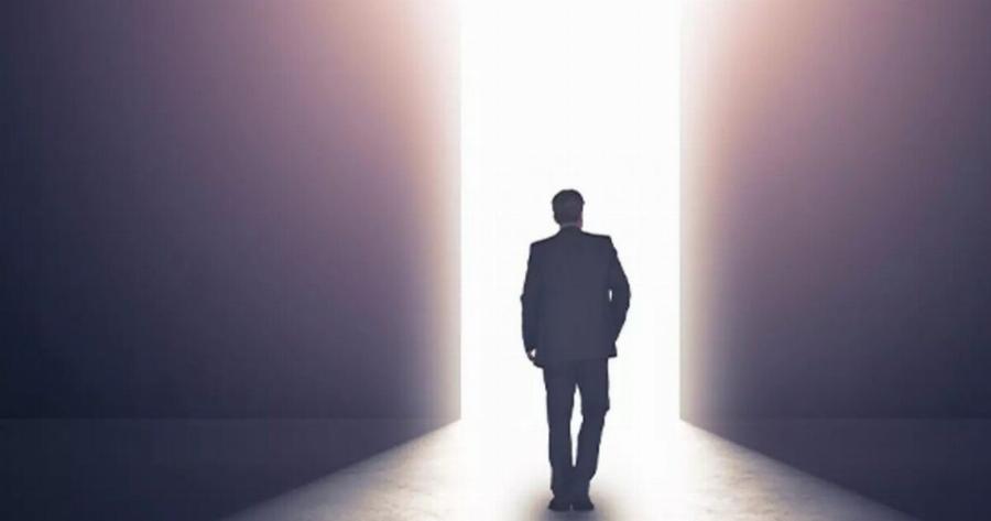 Γυναίκα πέθανε για 8 λεπτά: Αυτό που είδε στην «άλλη άκρη» την έπεισε για την τεράστια ψευδαίσθηση