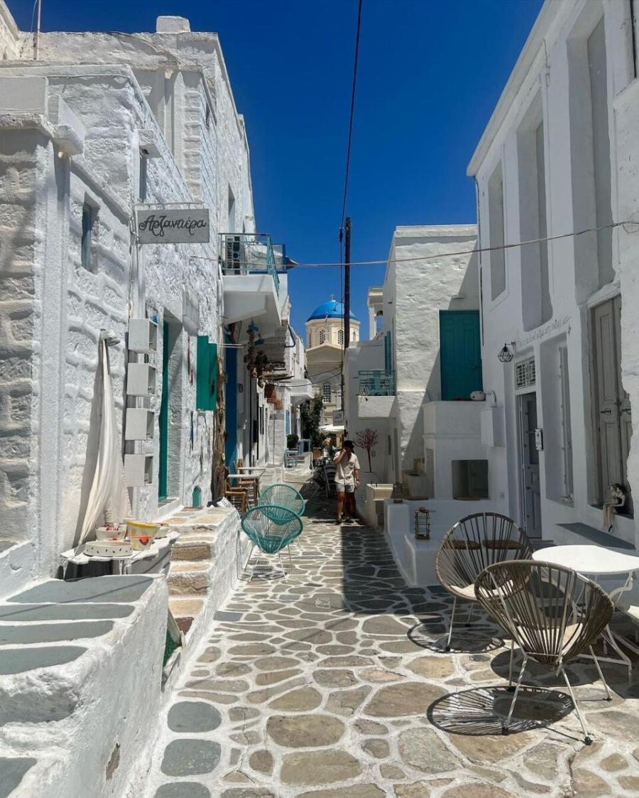 Η διάσημη Ελληνίδα «άγαλμα» με τα πιο μακριά πόδια στην Ελλάδα