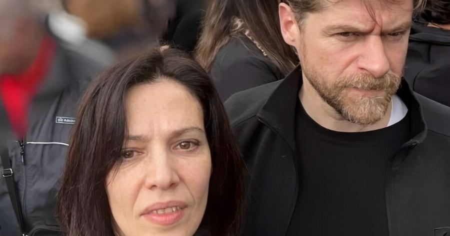 Τέμπη: Μαριλίτα Λαμπροπούλου και Δημήτρης Λάλος μαζί στη συγκέντρωση στο Σύνταγμα