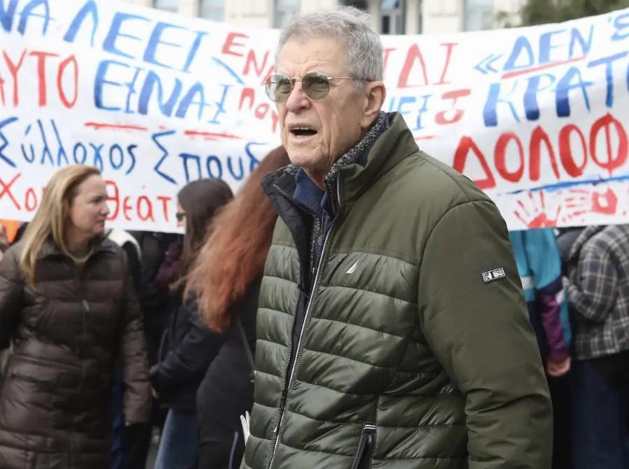 Τέμπη: Μαριλίτα Λαμπροπούλου και Δημήτρης Λάλος μαζί στη συγκέντρωση στο Σύνταγμα