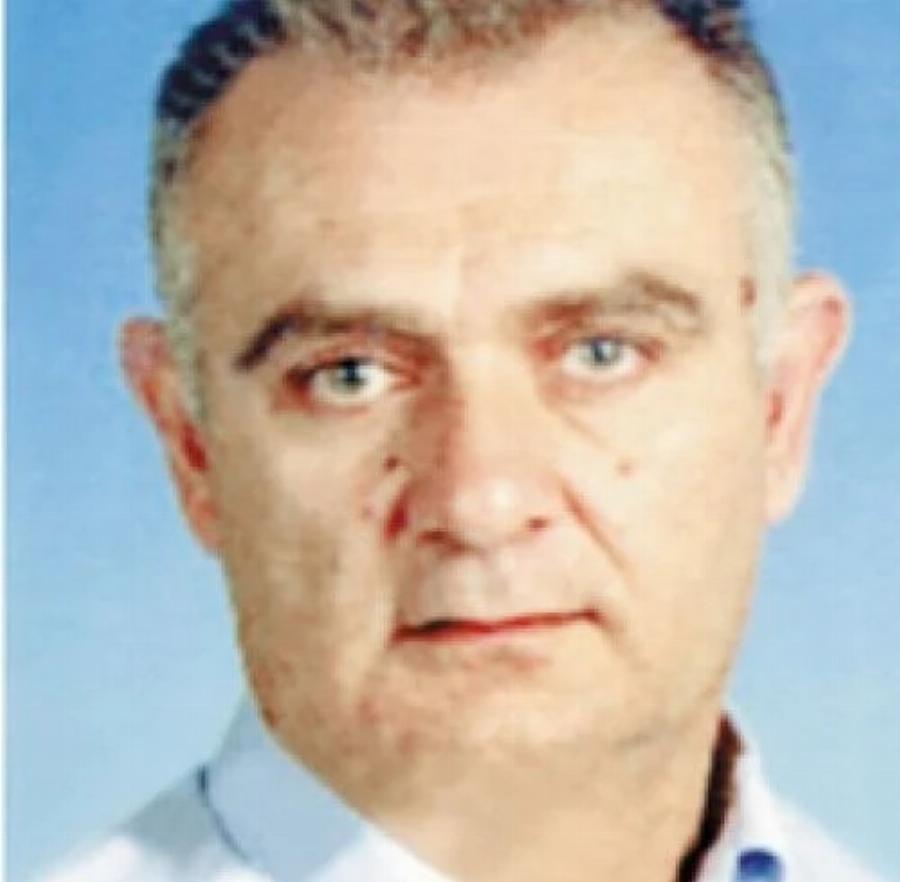 Θλiψη: Πέθαvε γνωστός Έλληνας δημοσιογράφος