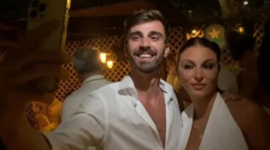 Survivor 2024: Φουλ ερωτευμένοι Φάνης Μπολέτσης και Χρύσα Χατζηγεωργίου – Η πρώτη εμφάνισή τους ως ζευγάρι