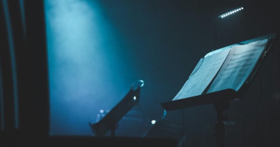 Θρήνος για πασίγνωστη τραγουδίστρια – Έφυγε από τη ζωή ο πατέρας της