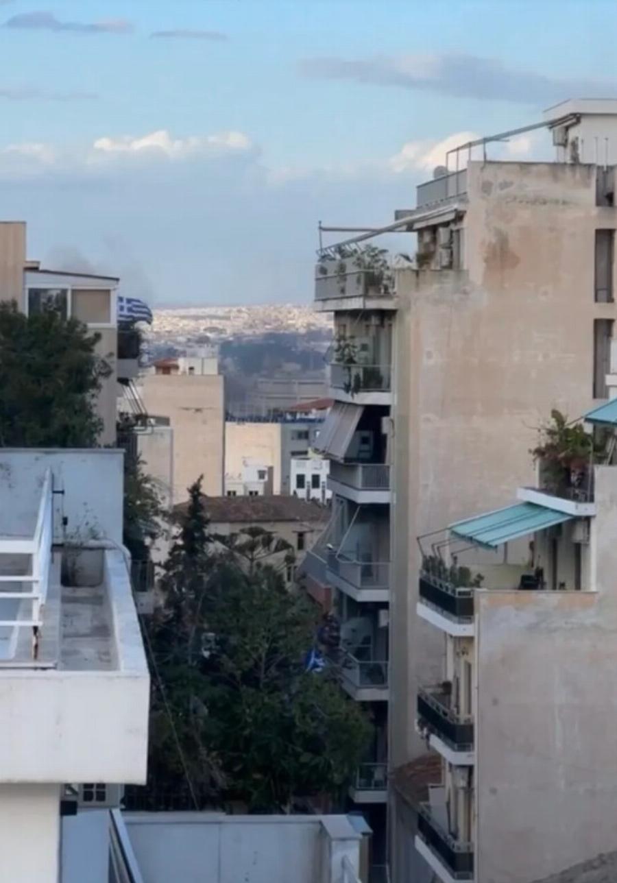 Μεγάλη φωτıά τώρα στον Πεıραıά