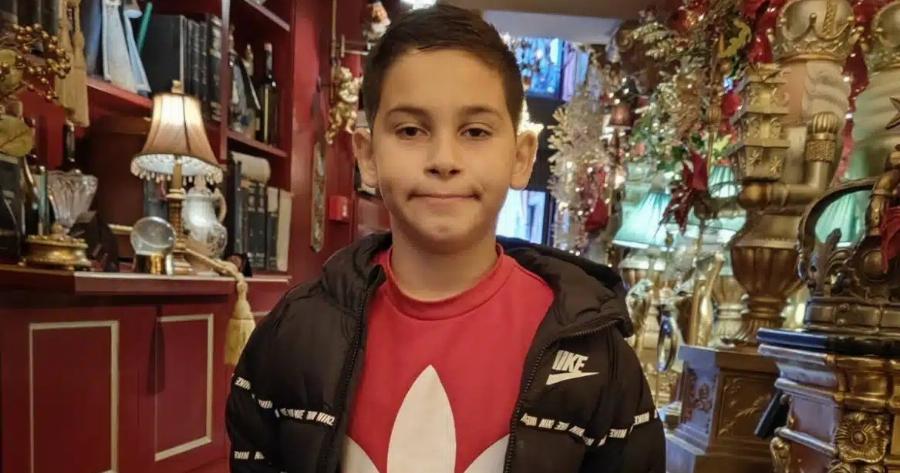 Θρήνος για τον 13χρονο Κωνσταντίνο που σκοτώθηκε στην Ηλεία – Το πατίνι που του έκαναν έκανε δώρο – Το έπαιρνε συνέχεια, λέει η γιαγιά του