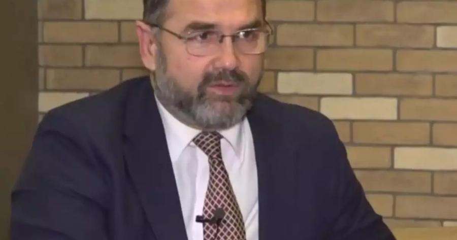 Σταύρος Μπαλάσκας: «Εpωτεύτηκα πολύ, κυλιόμουν στα πατώματα, δεν θα χώpιζα τη γυναίκα μου» – «Πάω στη γυναίκα μου μια μέρα και της λέω: ‘Ξέρεις κάτι, θέλω να χωpiσouμε για να παντρευτώ τη Βάνα’»