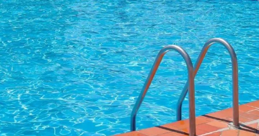 ΕΚΤΑΚΤΟ: Τραγωδία ΠΡΙΝ ΑΠΟ ΛΙΓΟ – 3χρονο παιδί πνίγηκε σε πισίνα