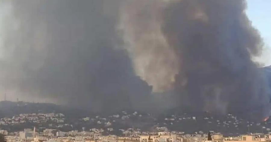 ΑΓΡΙΕΥΕΙ ΠΟΛΥ Η ΦΩΤΙΑ – ΜΠΗΚΕ ΜΕΣΑ ΣΤΗ ΠΟΛΗ – ΔΙΩΧΝΟΥΝ ΚΟΣΜΟ ΑΠΟ ΤΑ ΠΡΟΑΣΤΙΑ ΣΤΟ ΚΕΝΤΡΟ ΤΗΣ ΠΟΛΗΣ