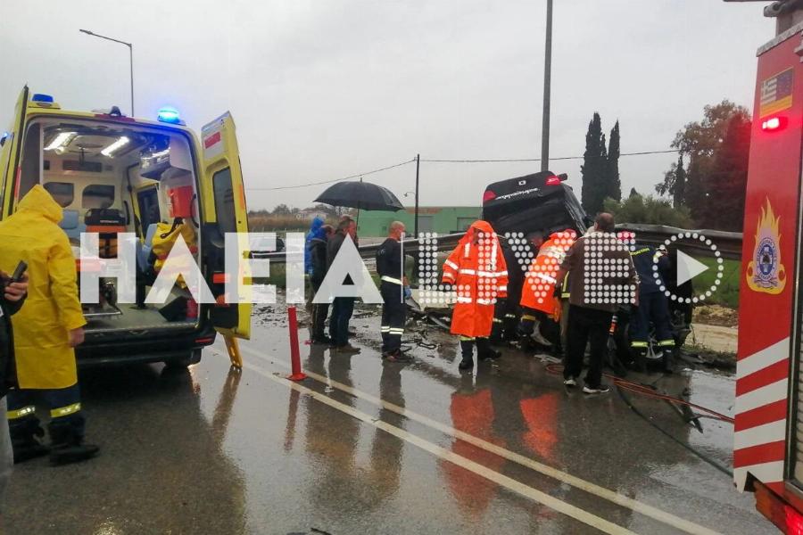 Σoκαpιστικό τpoχαio με λεωφορείο του ΚΤΕΛ και ΙΧ