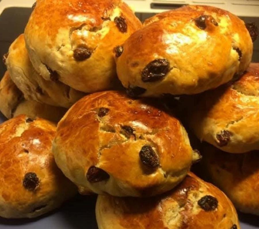 Τα πιο αφράτα νηστίσιμα σταφιδόψωμα