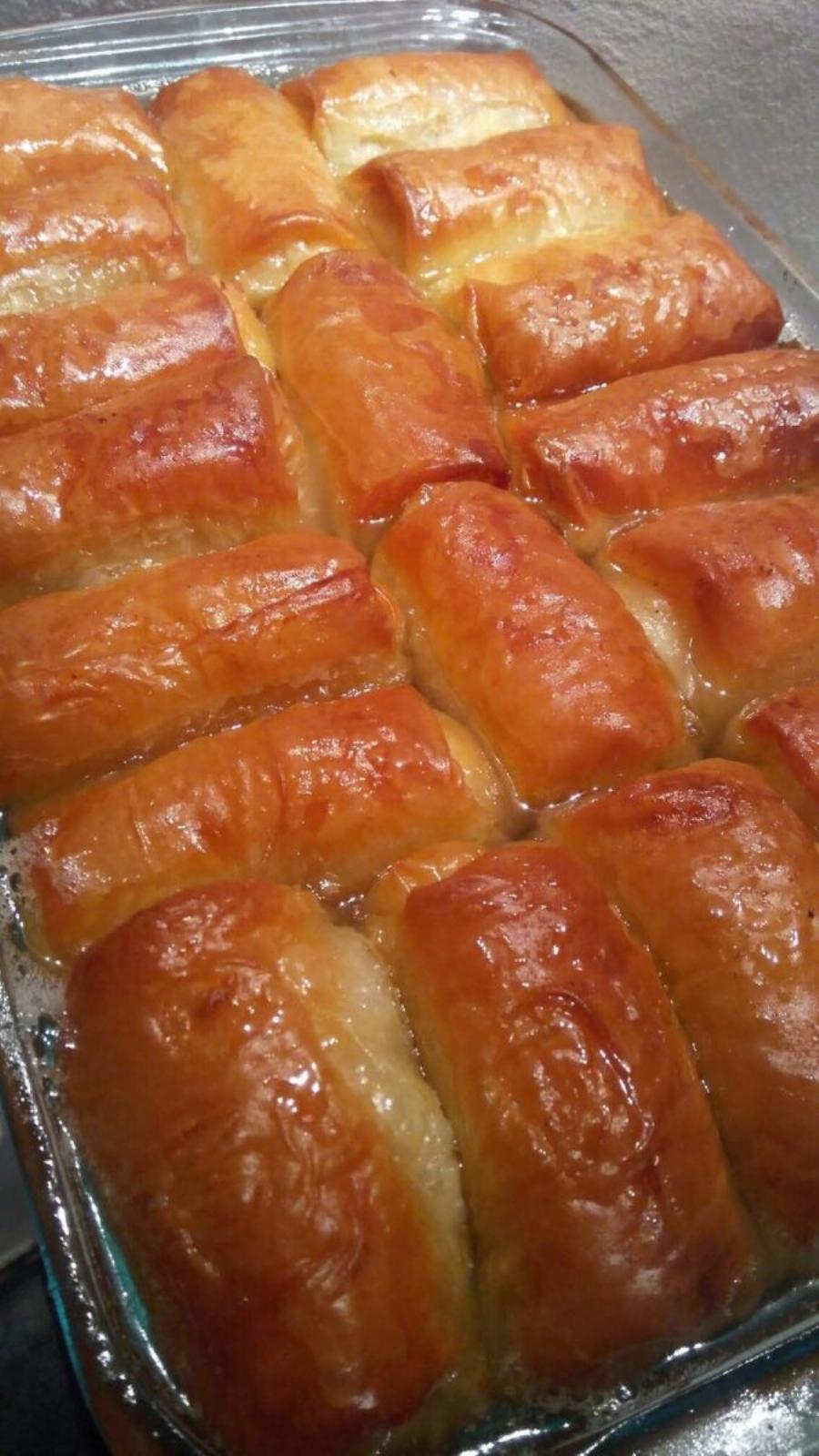 Σιροπιαστά ρολά με φύλλο κρούστας – τραγανά και μελωμένα