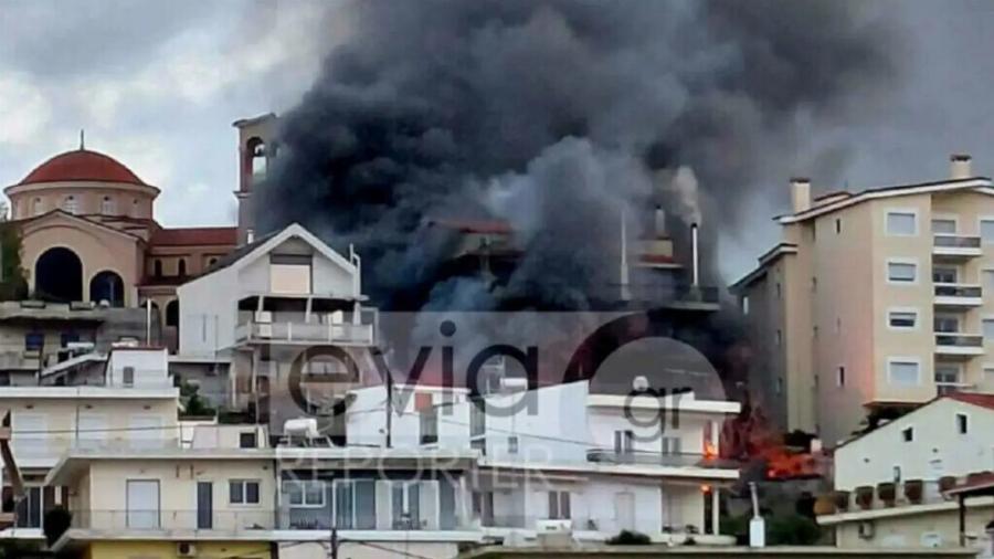 Συναγερμός ΤΩΡΑ σε Πυροσβεστική και ΕΚΑΒ – Καίγεται πασίγνωστη βιοτεχνία – Αναφορές για εγκλωβισμένα άτομα