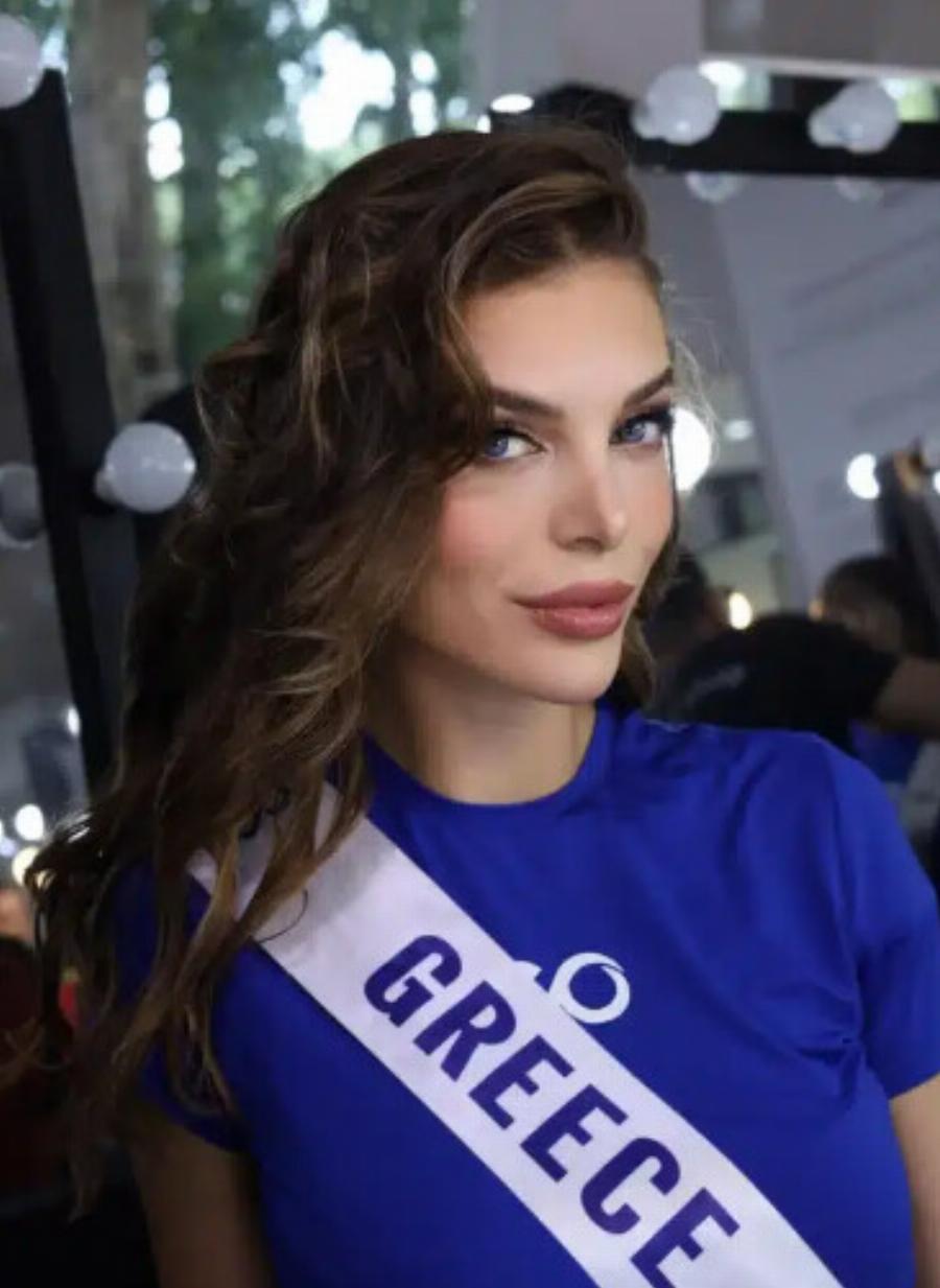 Κωνσταντίνα Σωτηρίου: Η Ελληνίδα δασκάλα που επέλεξαν στις 20 ομορφότερες γυναίκες του κόσμου