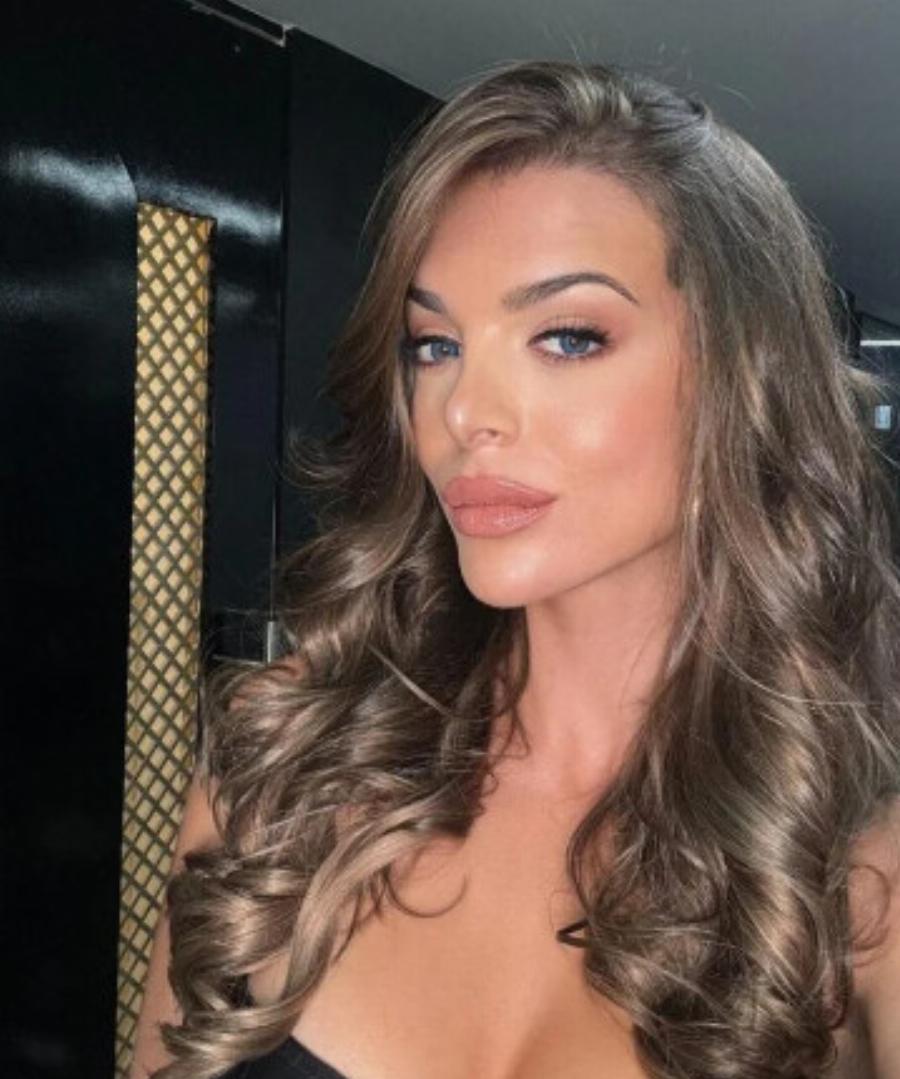 Κωνσταντίνα Σωτηρίου: Η Ελληνίδα δασκάλα που επέλεξαν στις 20 ομορφότερες γυναίκες του κόσμου